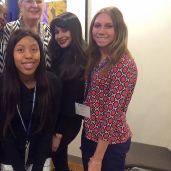 Talbot’s patterned blouse with collar size small petite - Picture 3 of 3